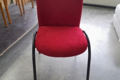 C-Stuhl-nacher-rot